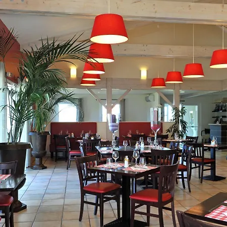 Hotel Contact Le Comte