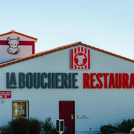 Hotel Contact Le Comte 2*