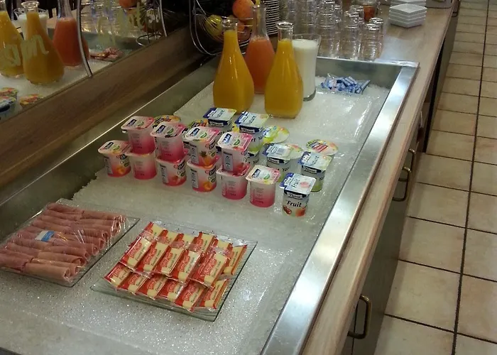 Hotel Contact Le Comte Fontenay-le-Comte